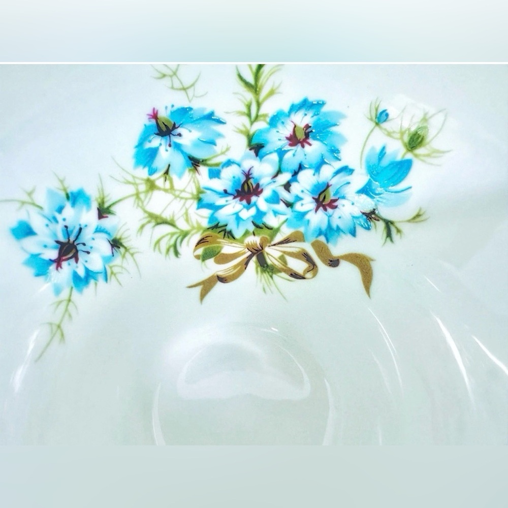Aynsley England Vintage 50's Blue Bone China #26 Nigella Flower Tea Cup & Saucer - Picture 12 of 16